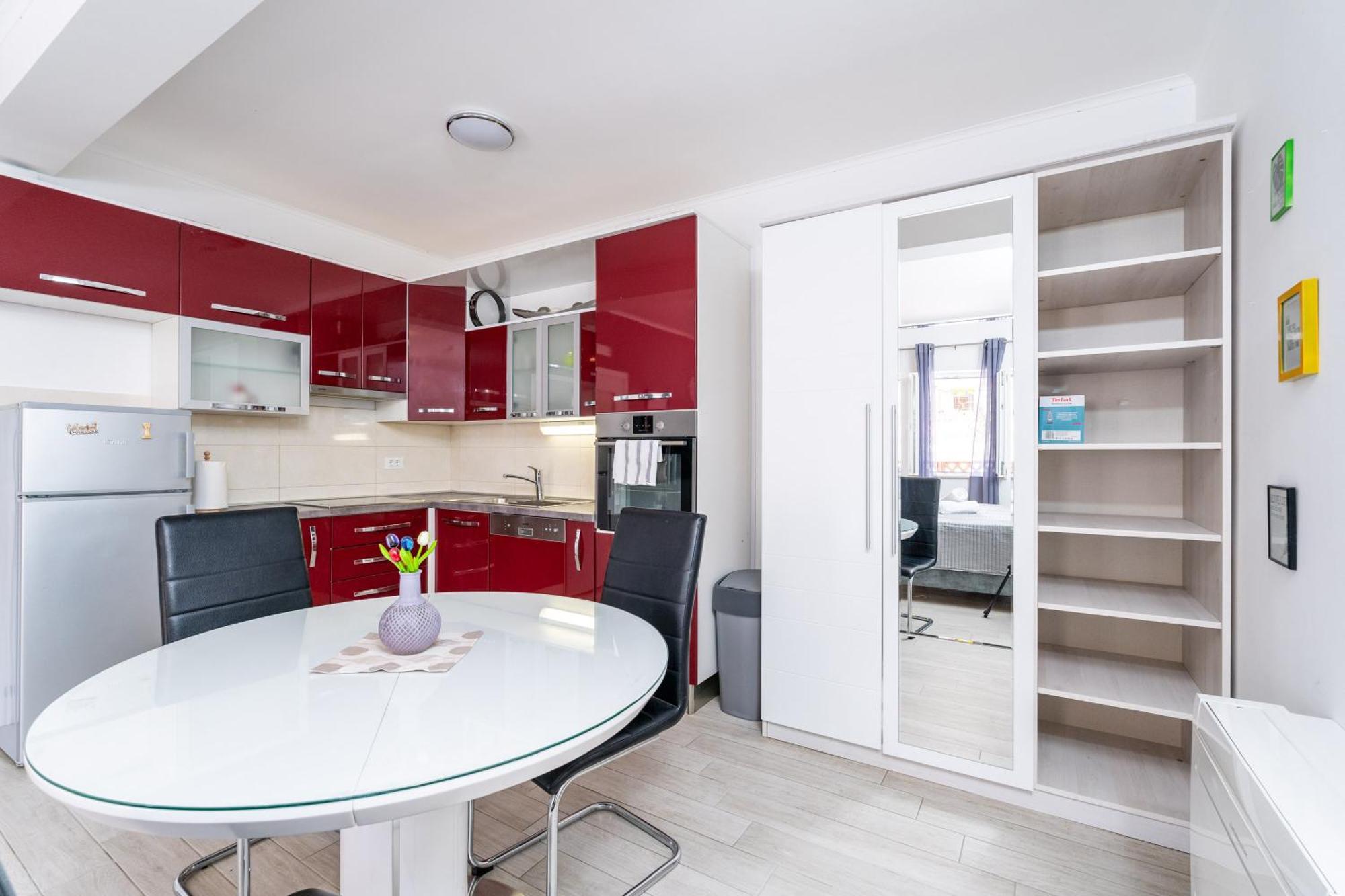 Feather Studio Apartment - Free Private Parking - Self Check-In Ντουμπρόβνικ Εξωτερικό φωτογραφία