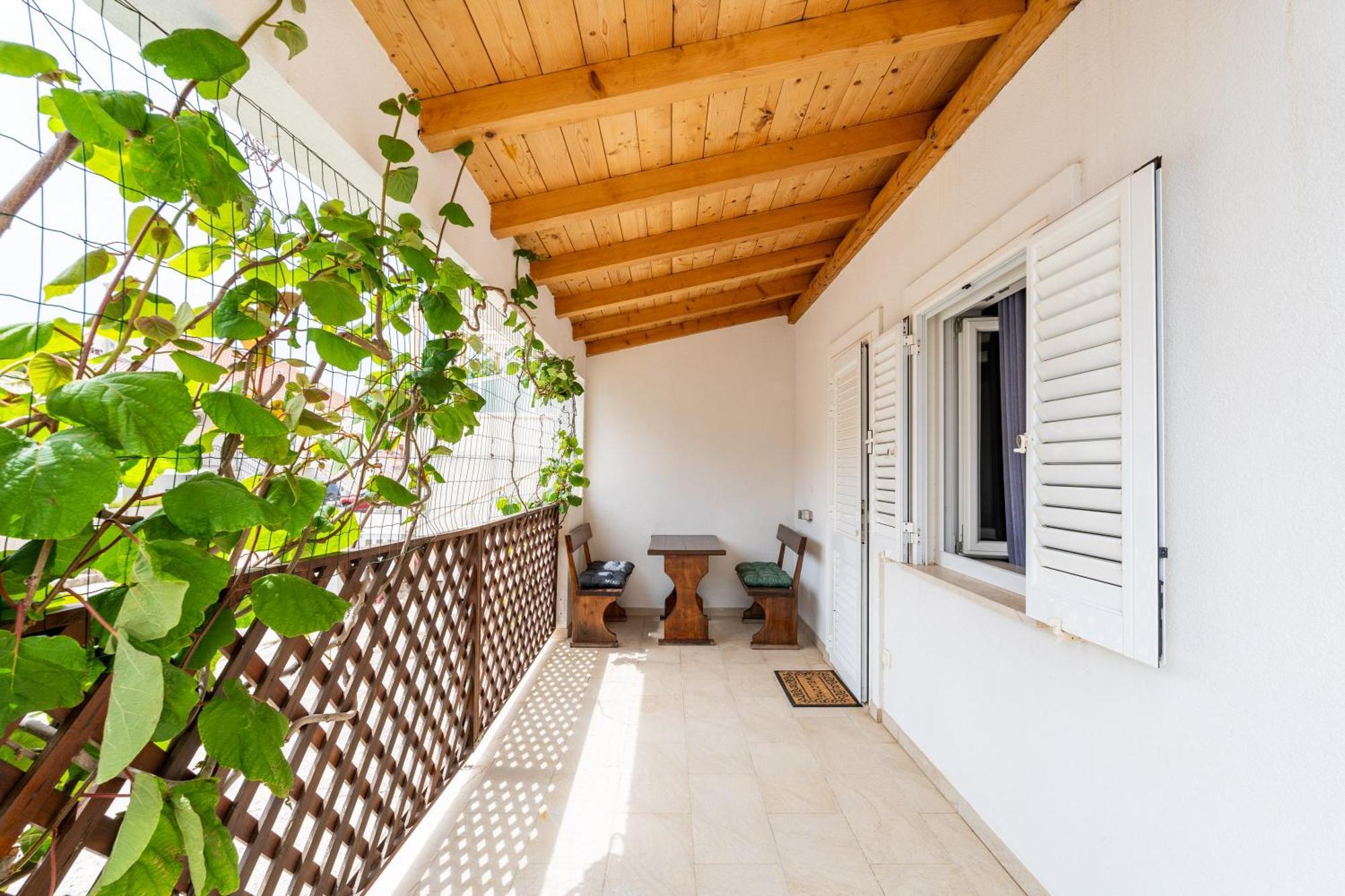 Feather Studio Apartment - Free Private Parking - Self Check-In Ντουμπρόβνικ Εξωτερικό φωτογραφία
